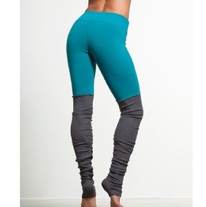 Alo Yoga Goddess Legging size S